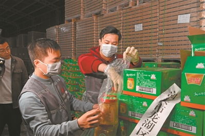 連夜執(zhí)法顯決心，廣州查封四家問(wèn)題腌制菜廠